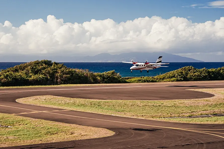 air-inter-iles-tencam-p2012-landing-marie-galante